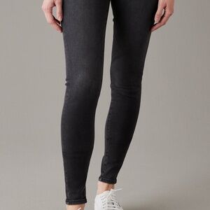 New America Eagle Super Hi-Rise Jegging size 10 Black